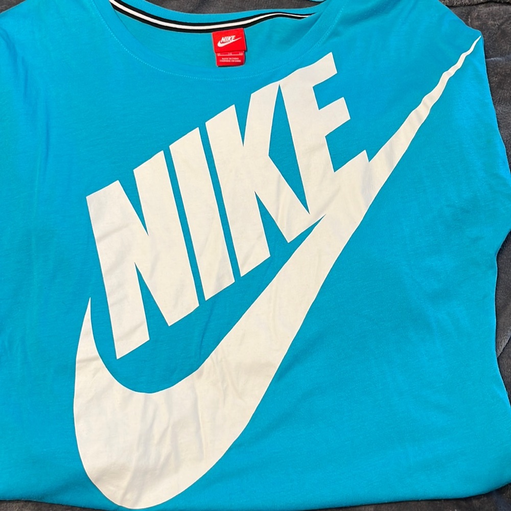Nike long-sleeve shirt